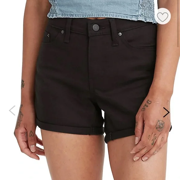 Levi's Signature High Rise Shorts - Picture 2 of 7